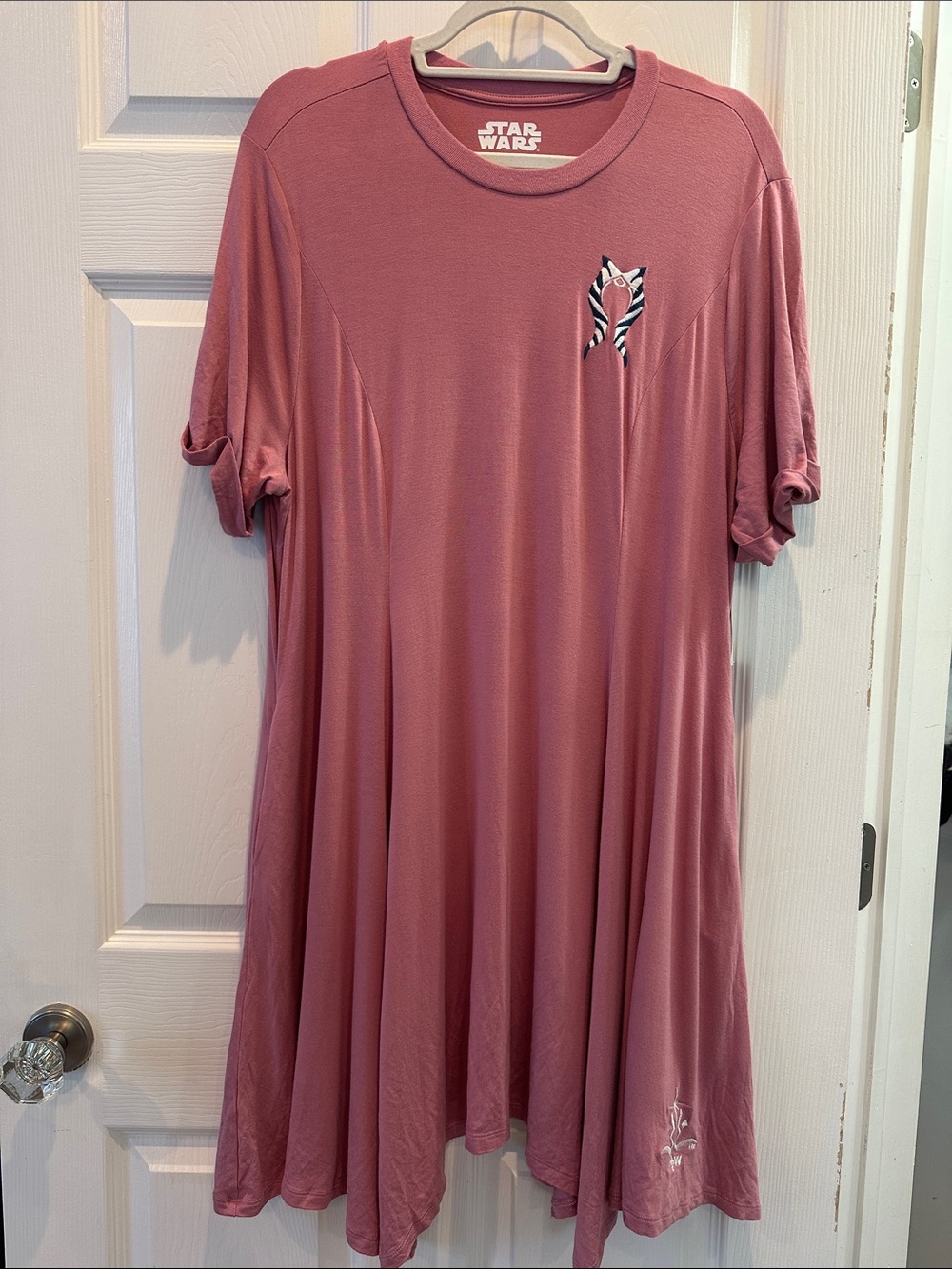 Her Universe Star Wars Ahsok Dusty Rose XL Swing Dress